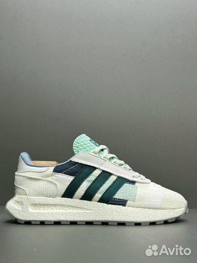 Кроссовки Adidas Retropy