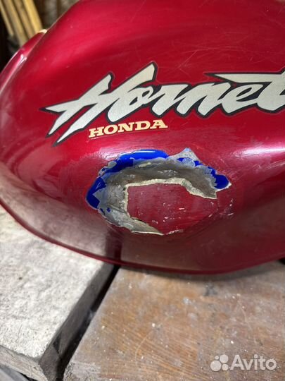 Топливный бак Honda Hornet