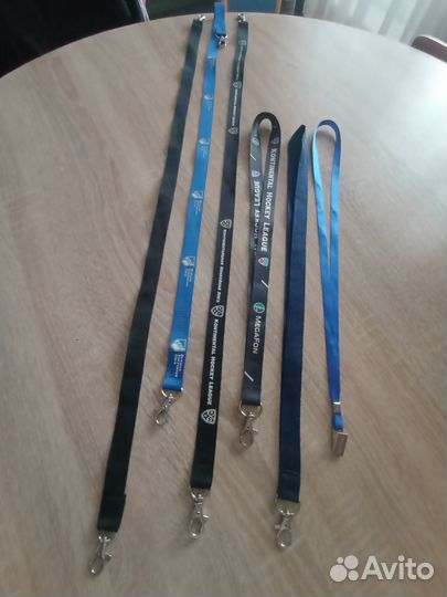 Шнурки и ленты для бейджа