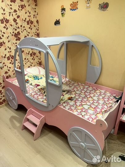 Детская кровать карета