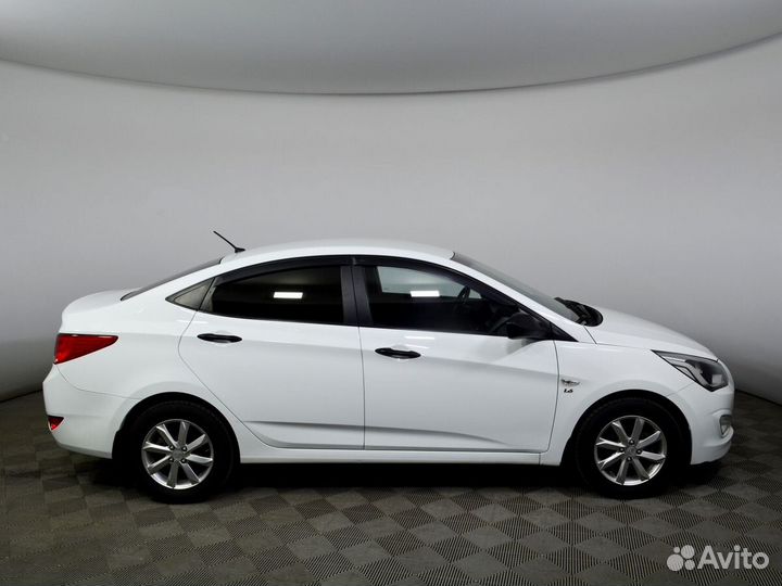 Hyundai Solaris 1.6 AT, 2015, 133 000 км
