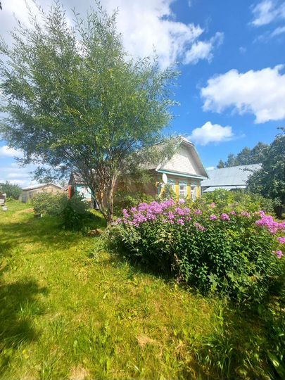 Дом 31,9 м² на участке 10,4 сот.