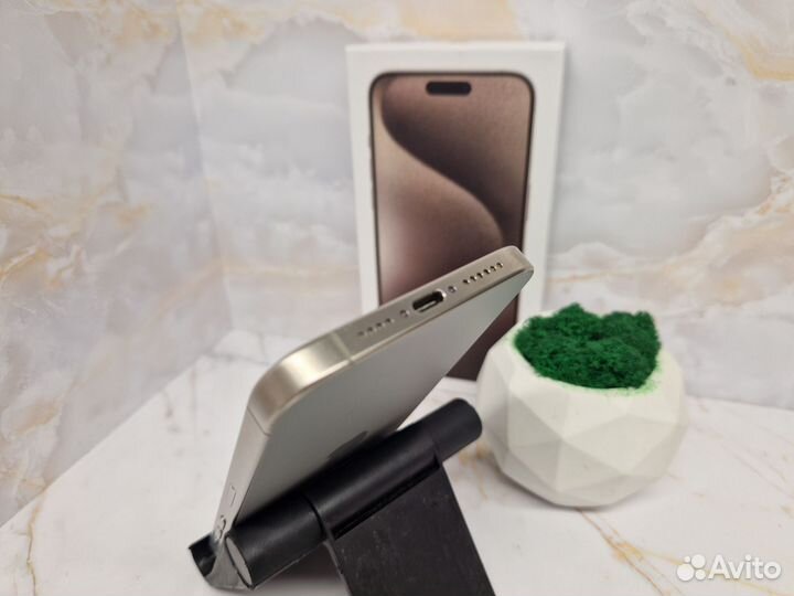 iPhone 15 Pro, 256 ГБ