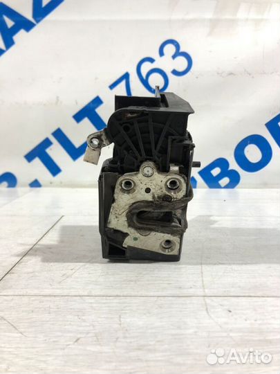 Замок двери задний правый renault logan 2 1.6 мт с