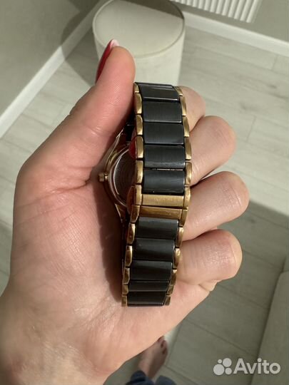 Часы наручные женские roamer