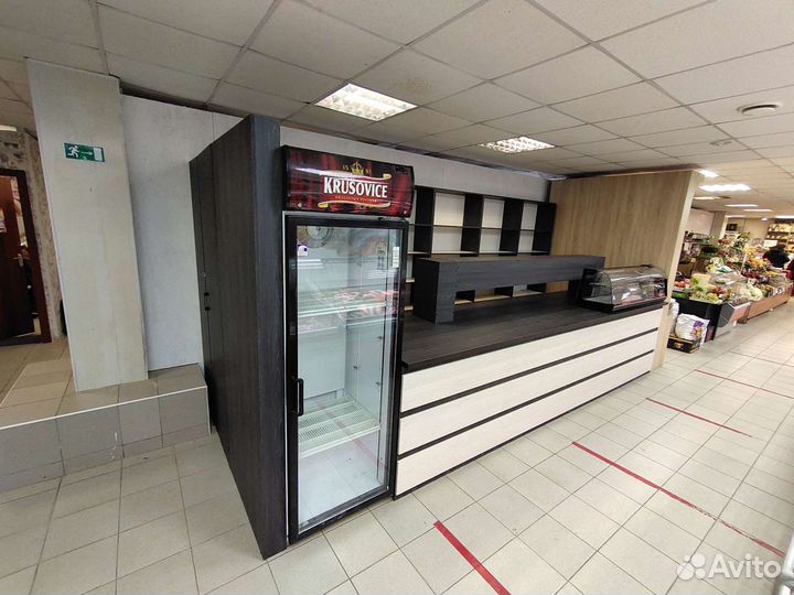 Торговая мебель для магазина разливного пива