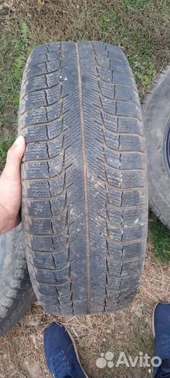 Michelin X-Ice 215/65 R16 102T