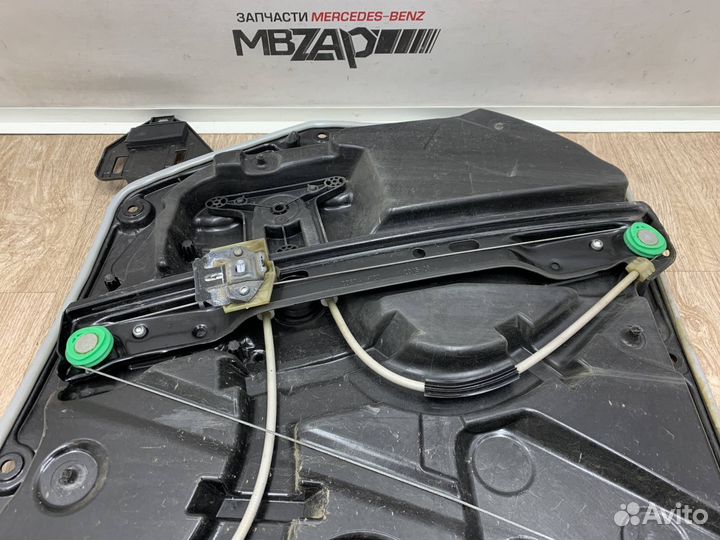 Стеклоподъемник передний правый Mercedes W205