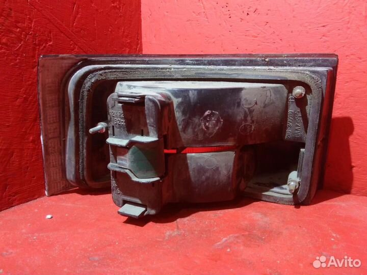 Фонарь задний правый Ваз 2110 дефект