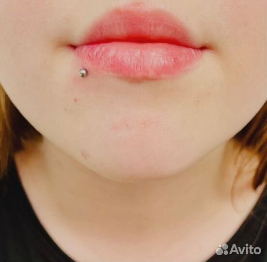 Мастер пирсинга