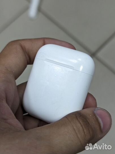 Оригинальные Apple AirPods 2 with Wireless Chargin