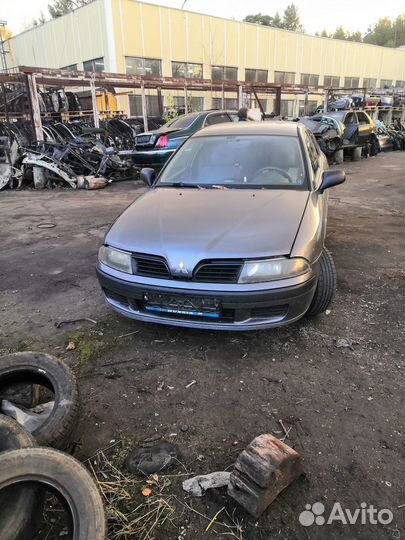 Mitsubishi Carisma 2003 г.в (разбор)