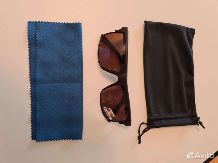 Солнцезащитные очки новые