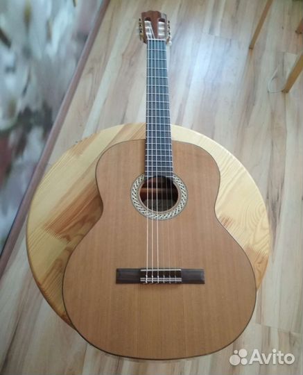 Гитара Kremona Кремона 65c ручной работы классика