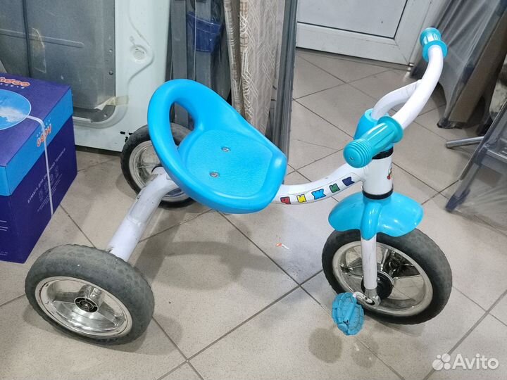 Трехколесный велосипед Чижик