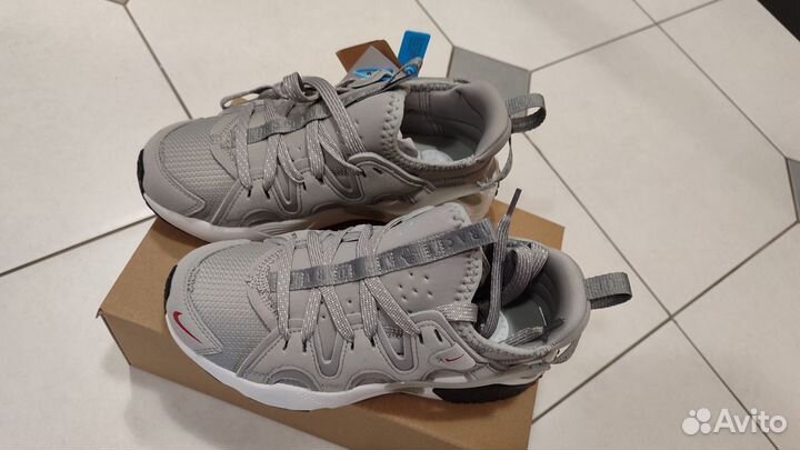 Кроссовки Nike Huarache, р.37,38,39