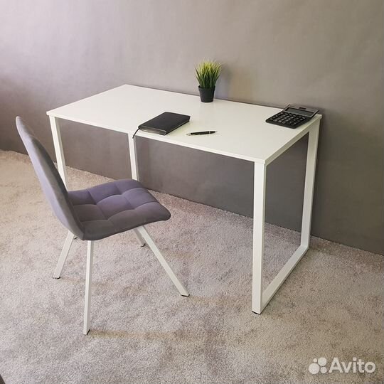 Письменный стол Лофт 120*60 см. Белые ножки