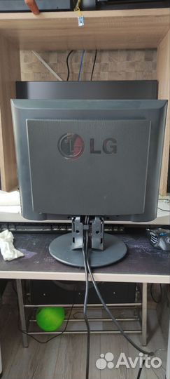 Монитор Lg flatron L1730S
