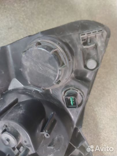 Фара правая Гранд Старекс