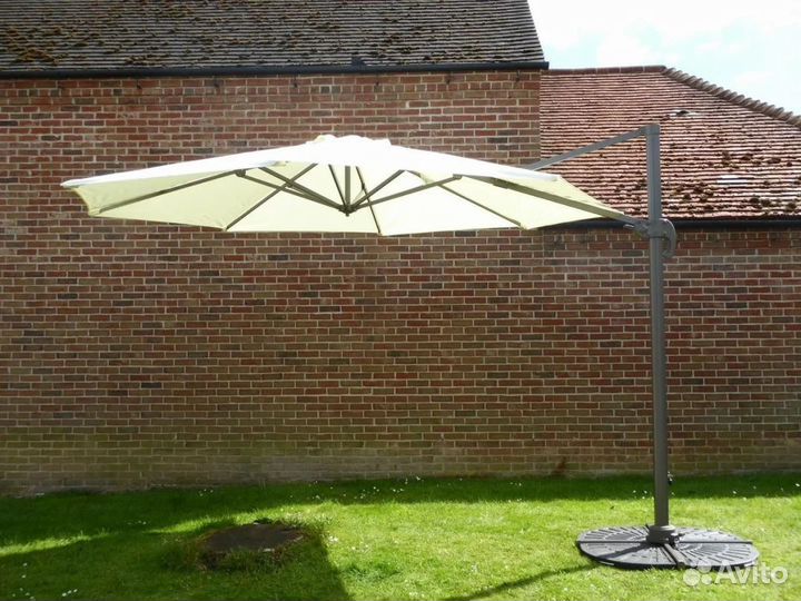 Зонт садовый для дачи на боковой опоре