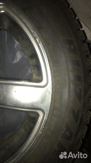 Шины шипованные Bridgestone 205 / 60 R16