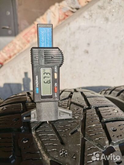 Nokian Tyres Hakkapeliitta 7 215/65 R16