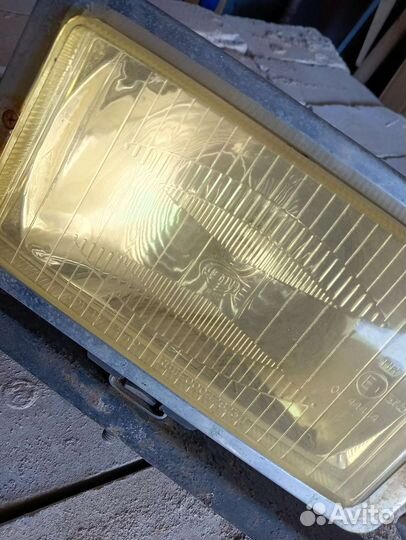 Туманки на крышу hella