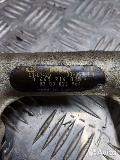 Топливная рампа Renault Laguna 2 8200023961,044521