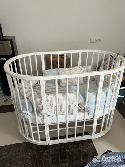 Детская кроватка трансформер с маятником круглая