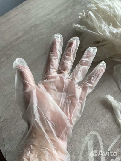 Перчатки одноразовые