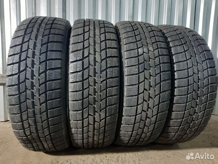 Goodyear Ice Navi 6 215/60 R16