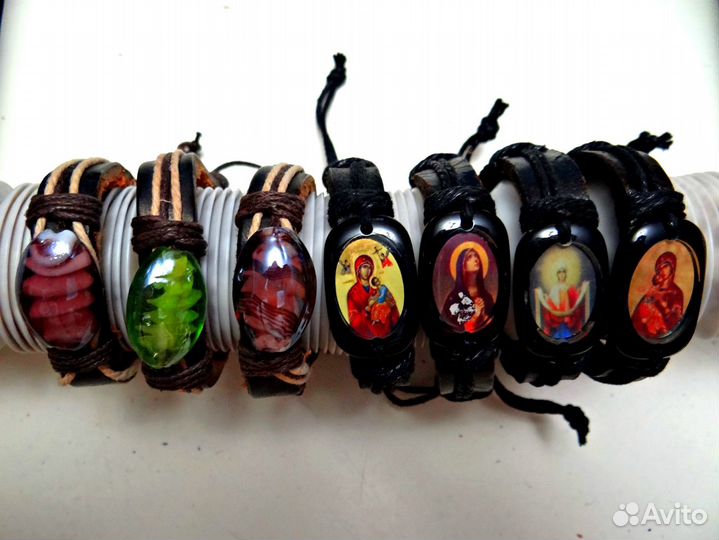 Браслеты разные