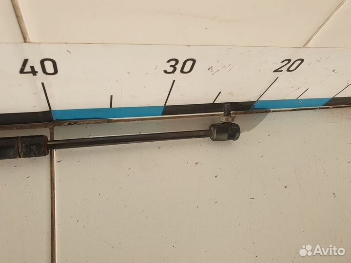 Амортизатор двери багажника Aveo (T200) 2003-2008