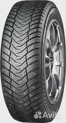 Yokohama IceGuard Stud IG65 215/65 R17 103T