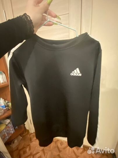 Логнслив adidas