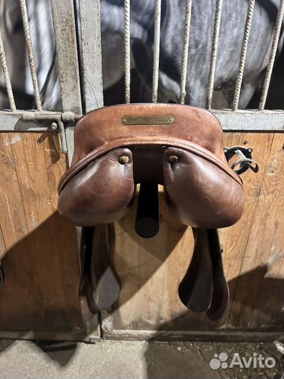 Седло для лошади