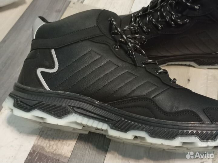 Мужские зимние кроссовки