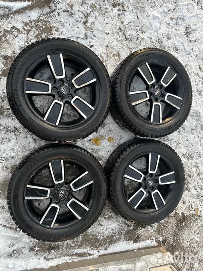Оригинальные шины диски на Kia 5/114.3 r8