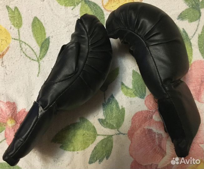 Перчатки тренировочные для единоборств
