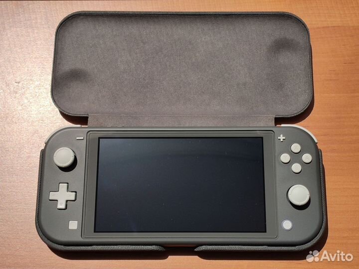Nintendo Switch Lite 128Gb (Proшиt)