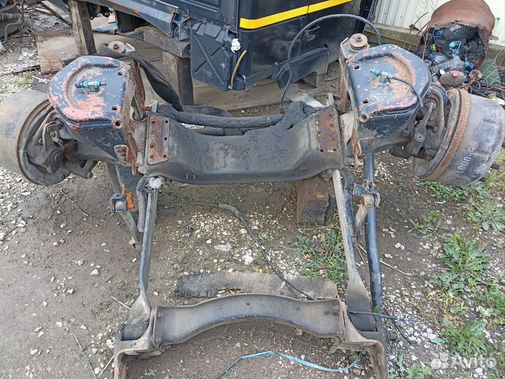 Балка передняя на пневмо в сборе MAN F2000