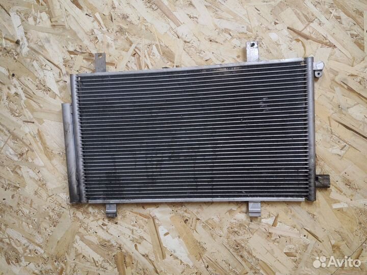 Радиатор кондиционера Сузуки SX4 1