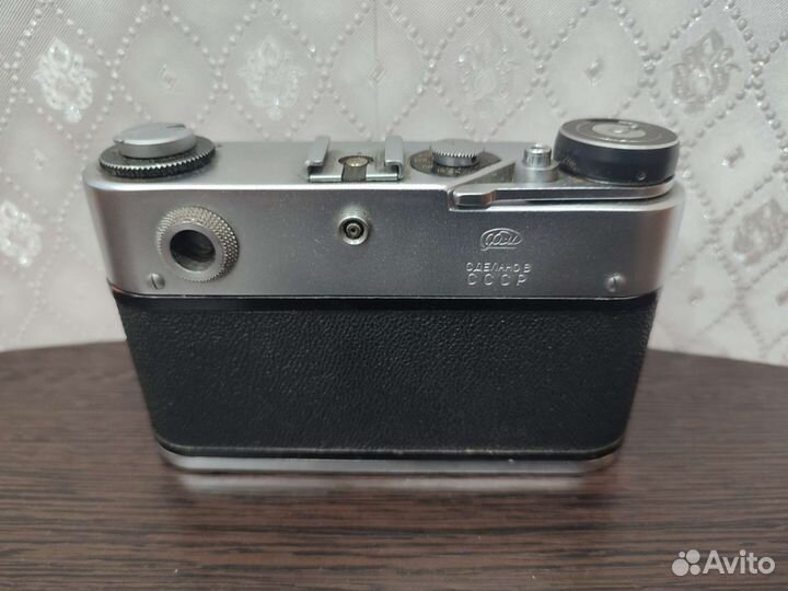 Плёночный фотоаппарат Фэд 5в