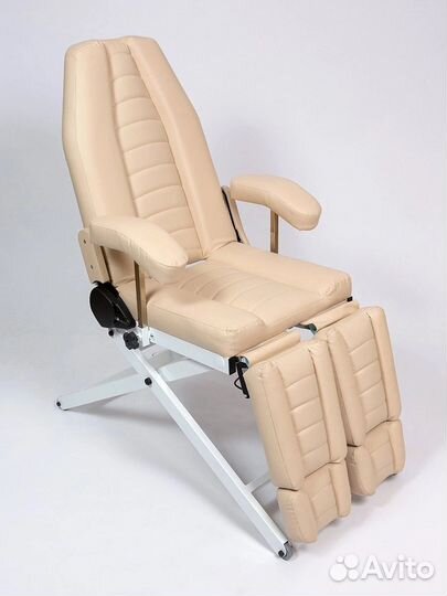 Коесло педикюрное с электроподъемом