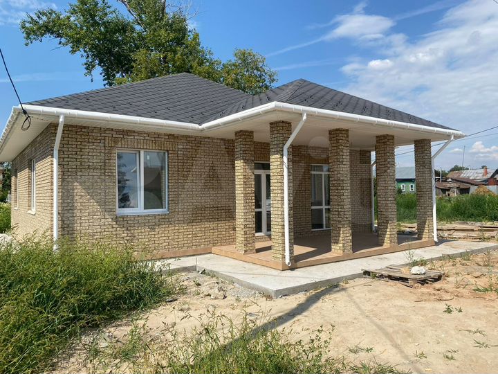 Коттедж 128 м² на участке 6 сот.