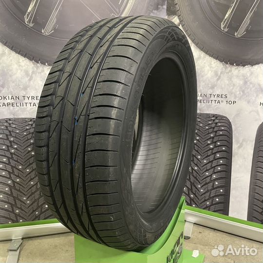 Nokian Tyres Hakka Blue 3 215/60 R16 99V