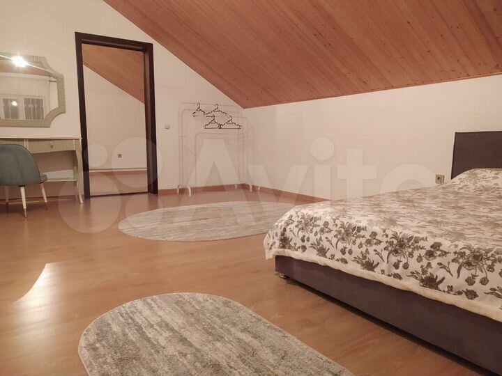 Дом 300 м² на участке 6 сот.