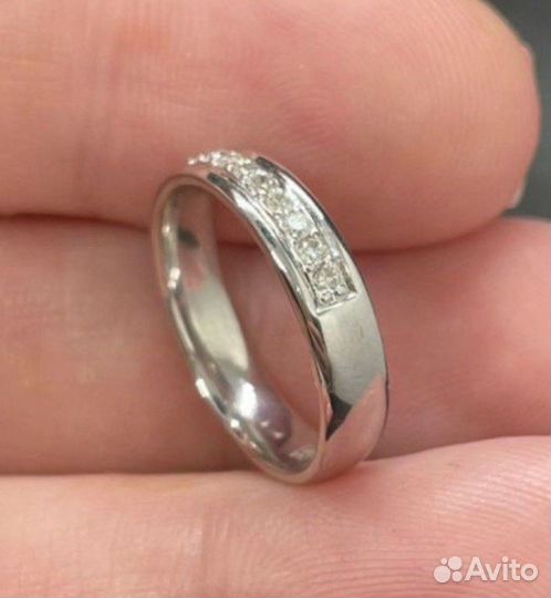 Кольцо с бриллиантами