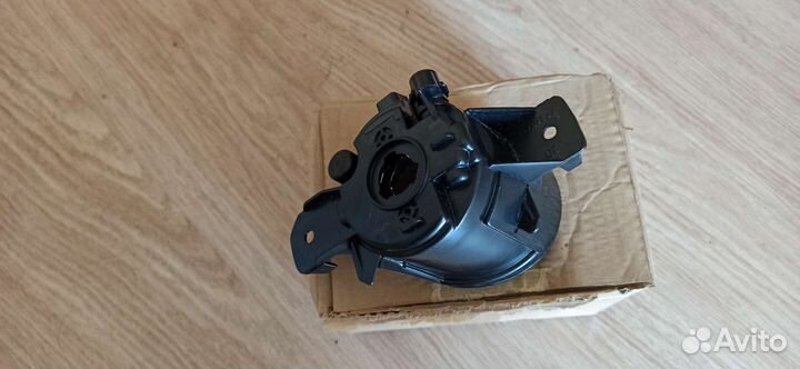 Фара противотуманная Nissan Teana J32