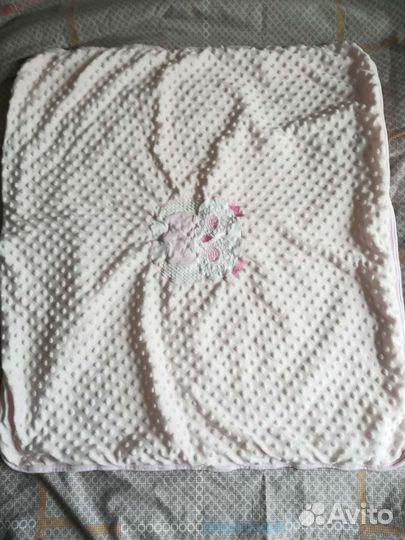 Одеяло детское 85 на 80 на тонком утеплителе